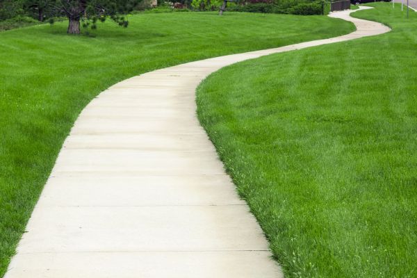 Cost of Cracked Sidewalk Repair in Kennewick